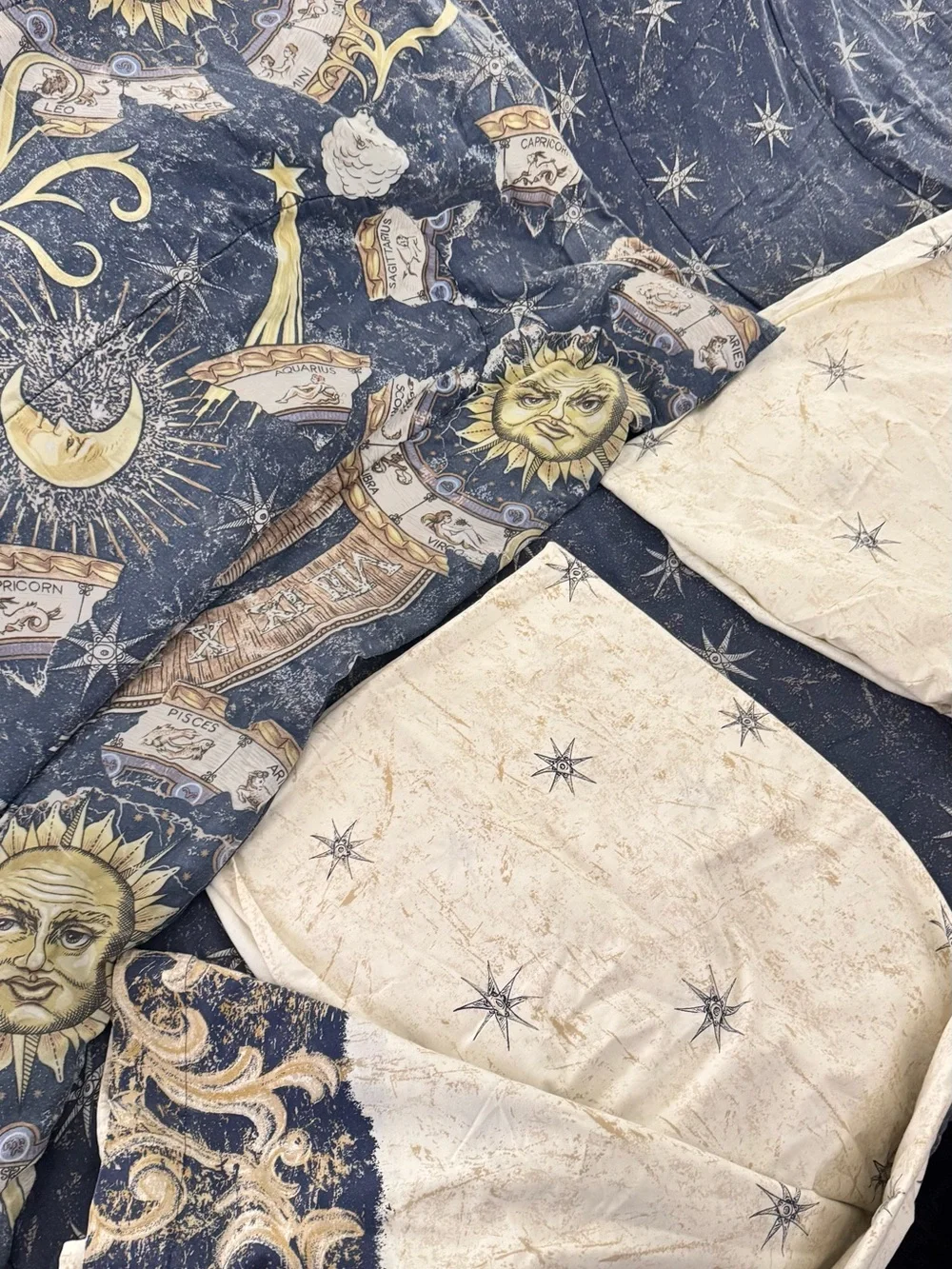 Y2K Vintage 90s Celestial Sun & Moon Navy Comforter Set